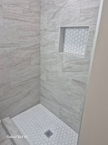 Building Photo - 7428 Quail Ridge Ln