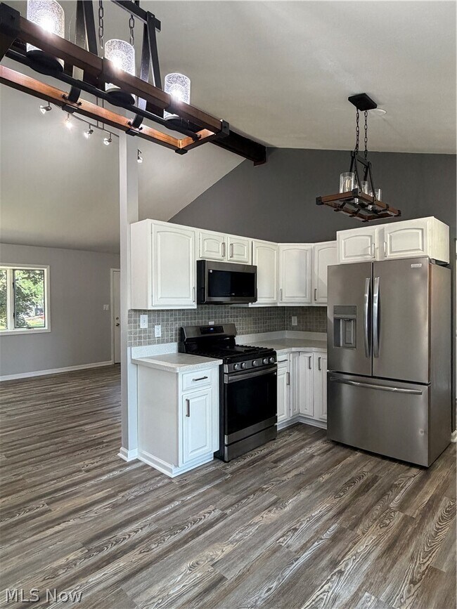 Building Photo - 13187 Yager Dr