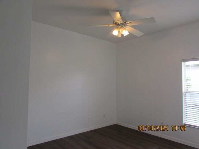 Building Photo - 2089 Maeve Cir