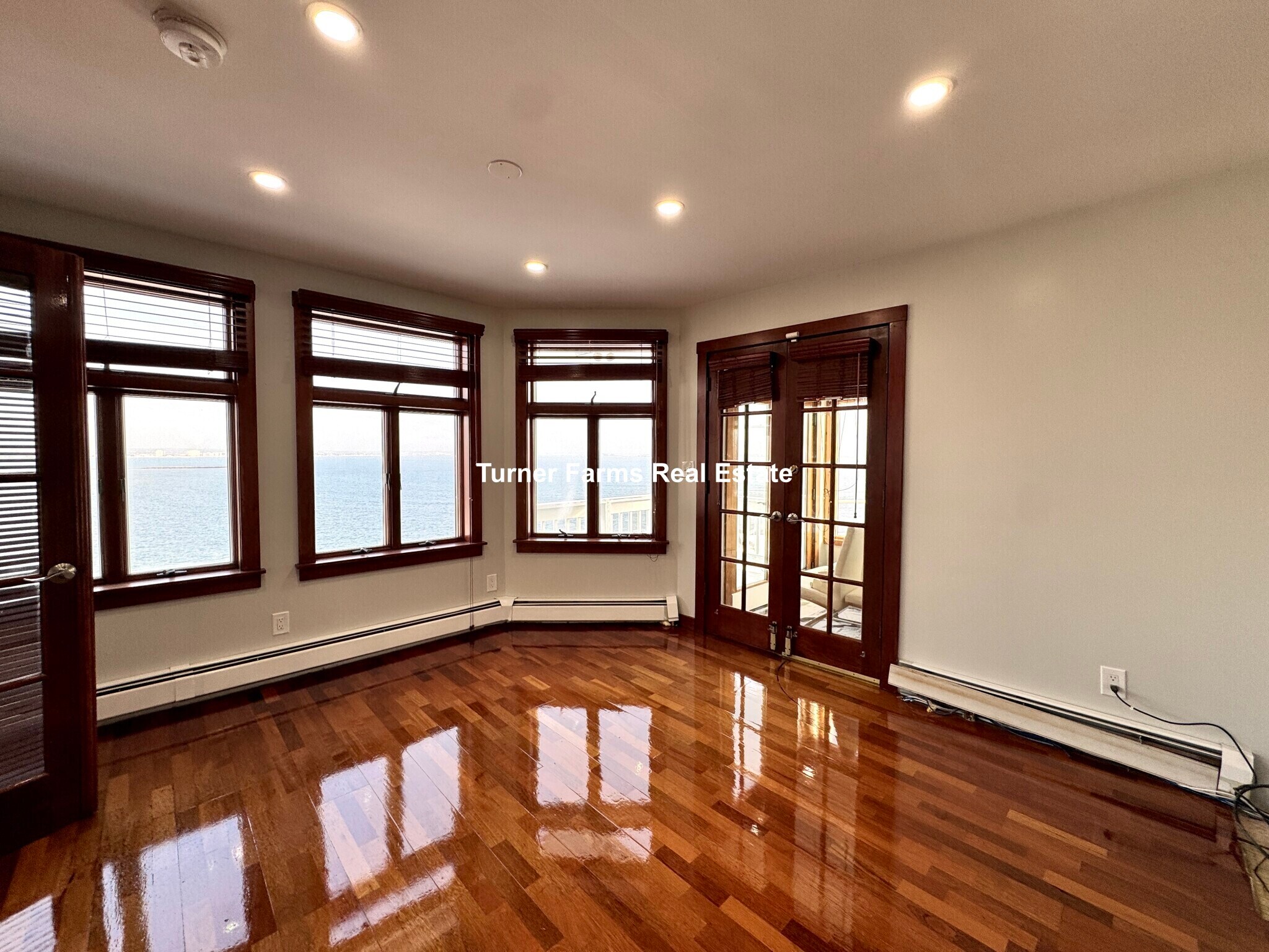 Building Photo - 62 Upland Rd