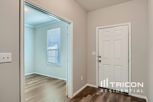 Building Photo - 2328 N Amber Ruse Ct