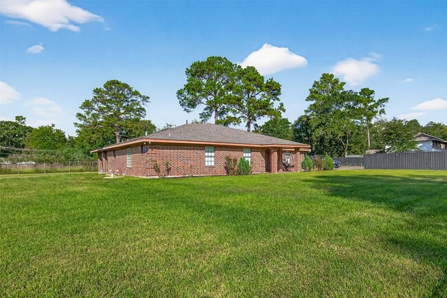 Primary Photo - 11507 Oak Valley Dr