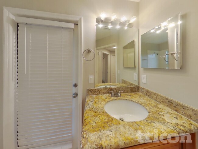 Building Photo - 1549 Firewheel Dr