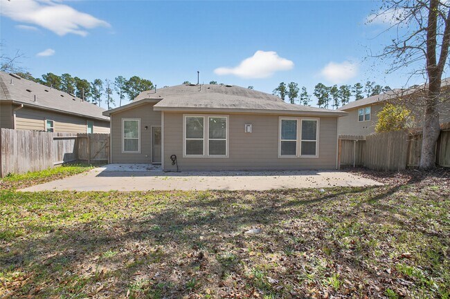 Building Photo - 2080 Lost Timbers Dr