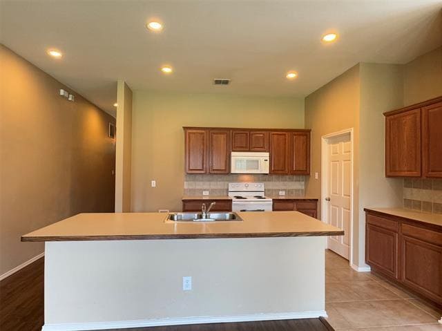 Building Photo - 12516 Coral Dr