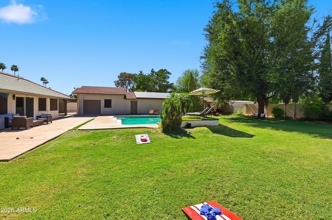 Building Photo - 10432 W Avalon Dr