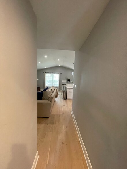 Building Photo - 428 Eagles Nest Way