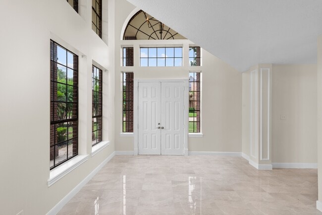 Building Photo - 17402 Wilton Park Ct