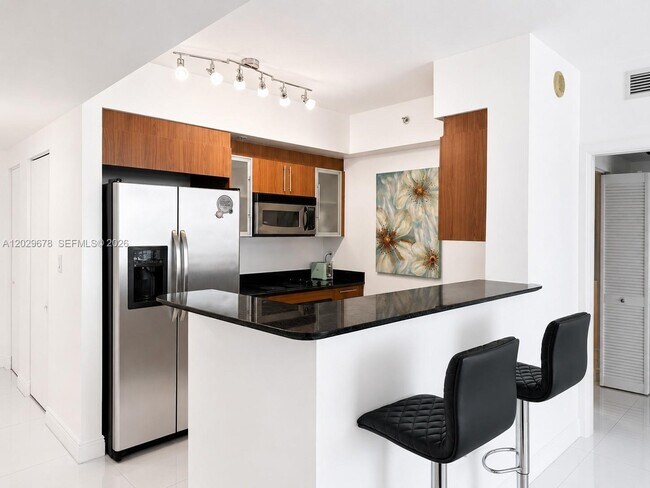 Building Photo - 325 S Biscayne Blvd