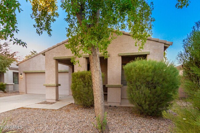 Building Photo - 42356 W Balsa Dr