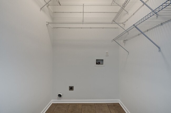 Building Photo - 1621 Old Cahaba Ct