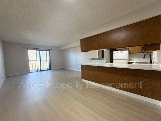 Building Photo - 2323 T St