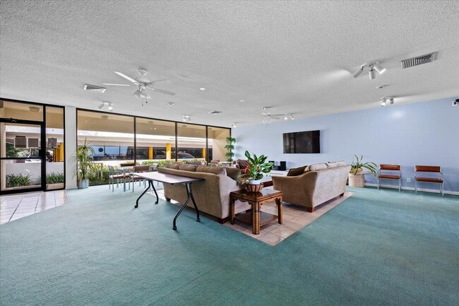 Building Photo - 3540 S Ocean Blvd