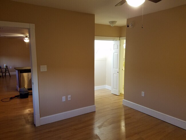 Building Photo - 208-210 Wyoming Ave