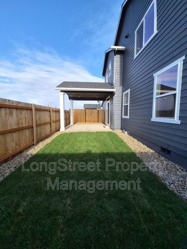 Building Photo - 4694 Finch St