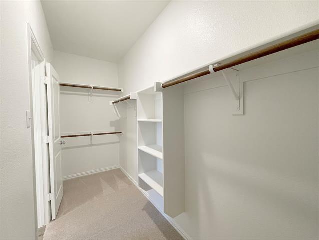 Building Photo - 510 Macdonald Wy