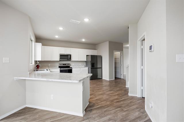 Building Photo - 1305 Benwick Dr