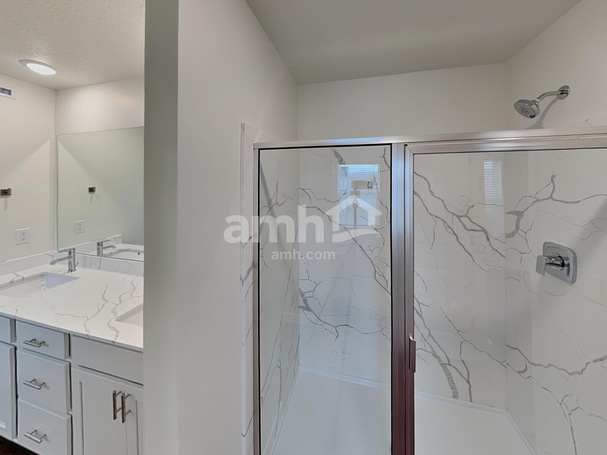 Building Photo - 8953 Wilroy Rd