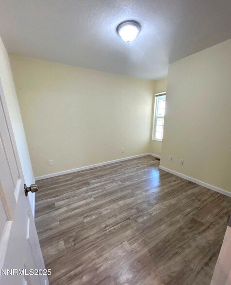 Building Photo - 5380 Twin Creeks Dr