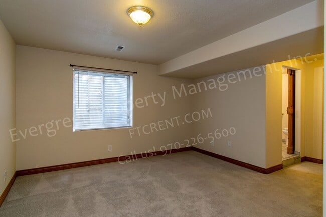 Building Photo - 2371 Turquoise St