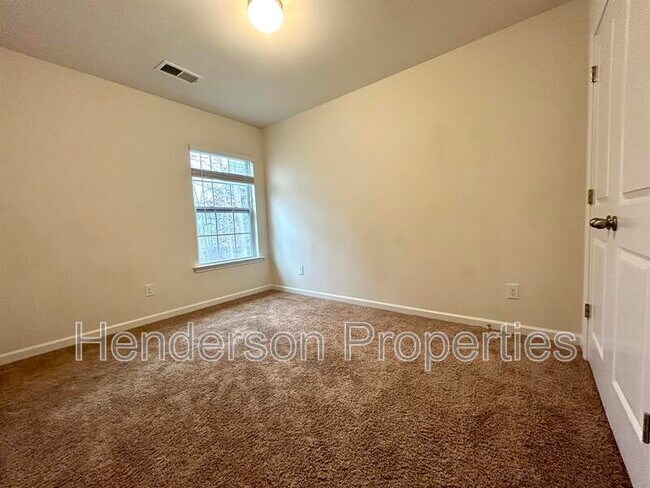 Building Photo - 6050 Guildford Hill Ln