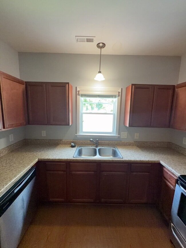 Building Photo - Beautiful 3 Bedroom Townhome in Carolina Forest-224 Caldwell Loop