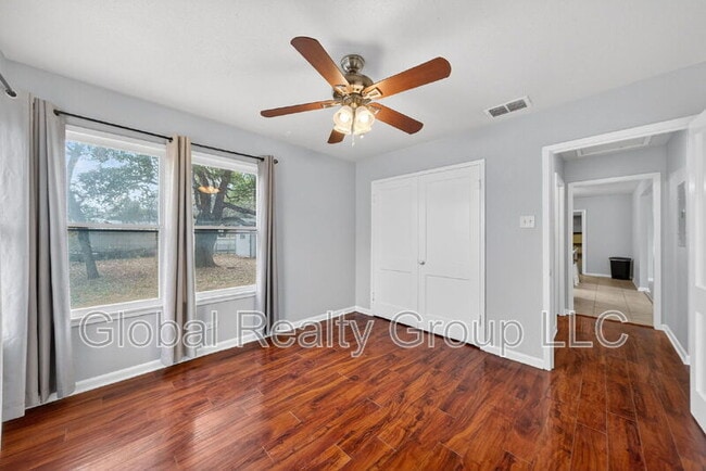 Building Photo - 408 Aviation Ave