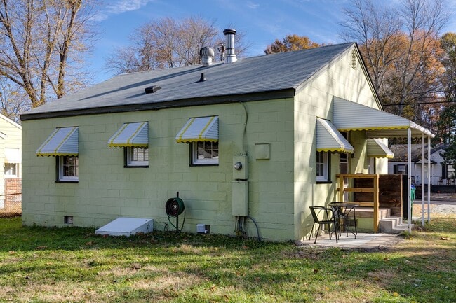 Building Photo - Cozy, Two Bedroom Home in Midlothian Avail...