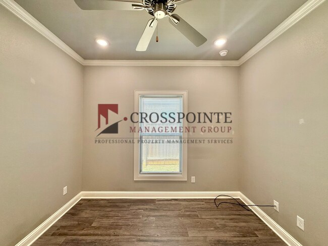 Building Photo - Beautiful 3 Bedroom 2 Bathroom Home!