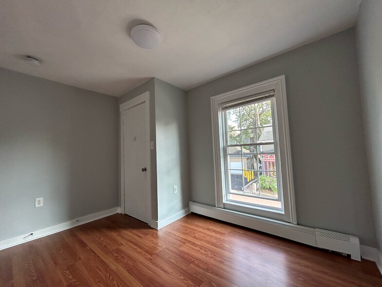 Building Photo - 18 Bowdoin St