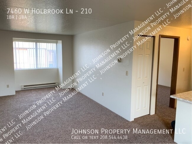 Building Photo - 7460 W Holbrook Ln