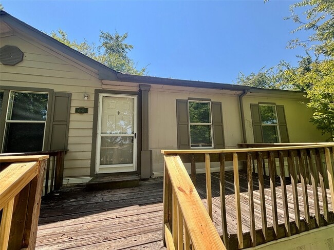 Building Photo - 14520 Enchanted View Ct