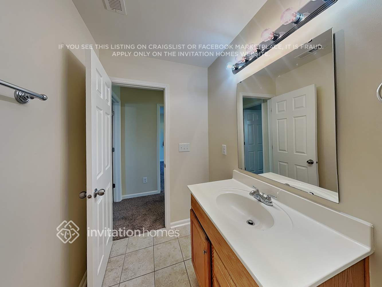 Building Photo - 233 Aershire Ct