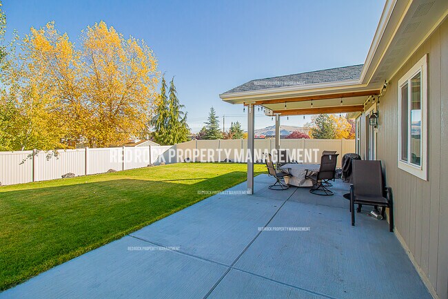 Building Photo - 18431 Selkirk Estates Rd