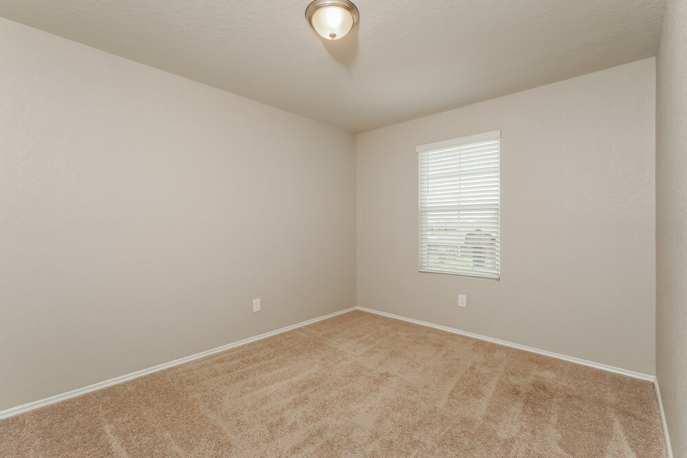 Building Photo - 775 Monarch Dr
