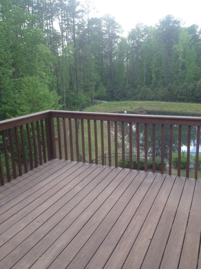 Building Photo - 8643 Macedonia Lake Dr