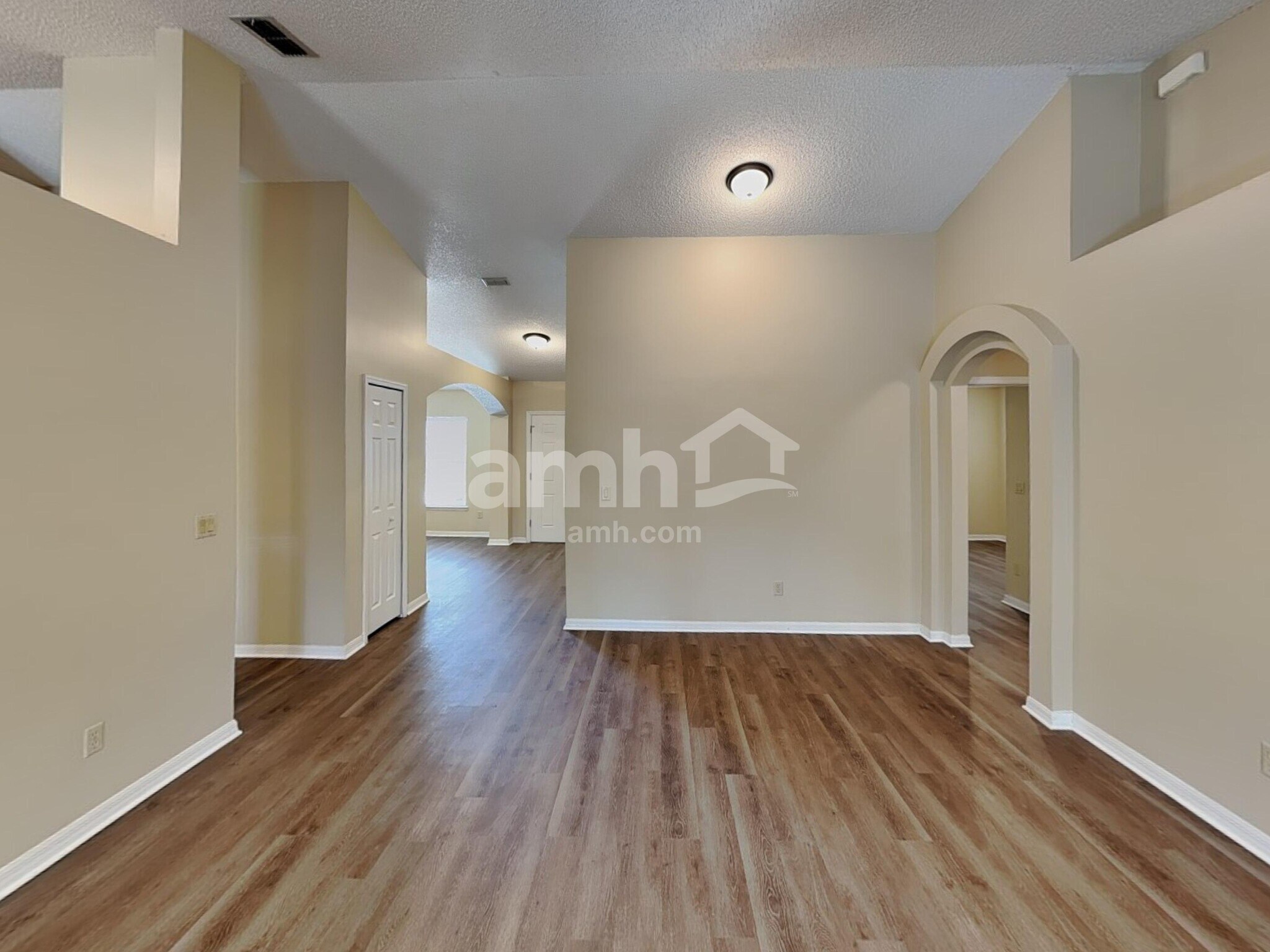 Building Photo - 9051 Rockpond Meadows Dr