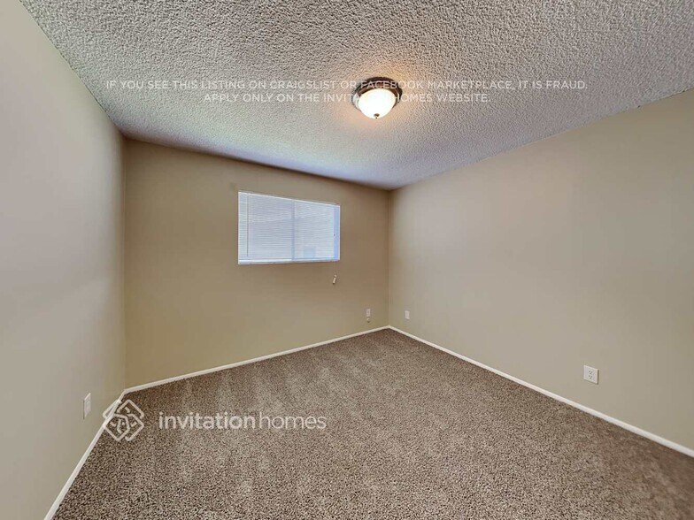 Building Photo - 1307 E Dunlap Ave