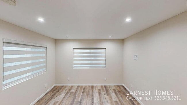 Building Photo - 2809 W 46th St