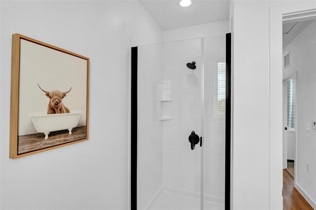 Building Photo - 1423A Forward Dr