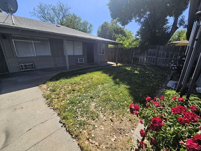Primary Photo - 1 Bedroom 1 Bath Triplex Unit in Los Molinos!