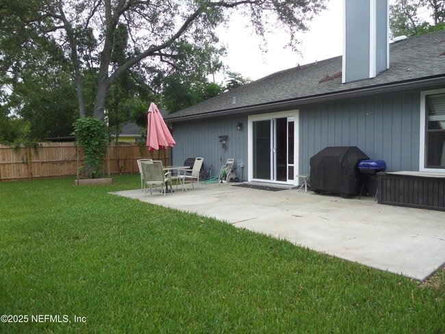 Building Photo - 386 Hickory Hollow Dr