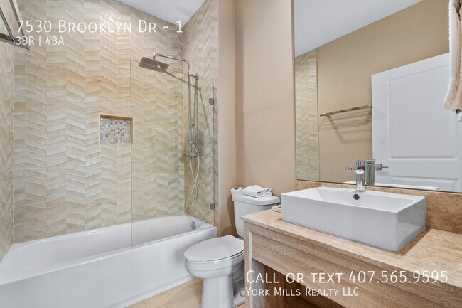 Building Photo - 7530 Brooklyn Dr