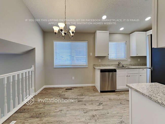 Building Photo - 1026 Rancher Dr