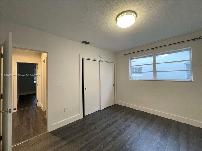 Building Photo - 4021 Red Rd