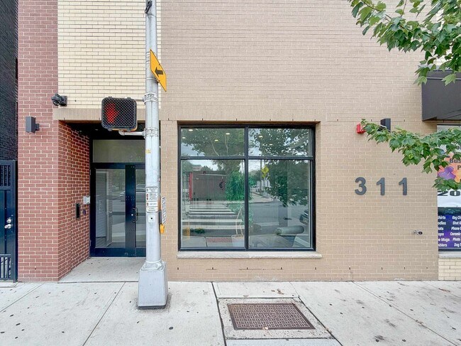 Building Photo - 311-315-315 West Side Ave