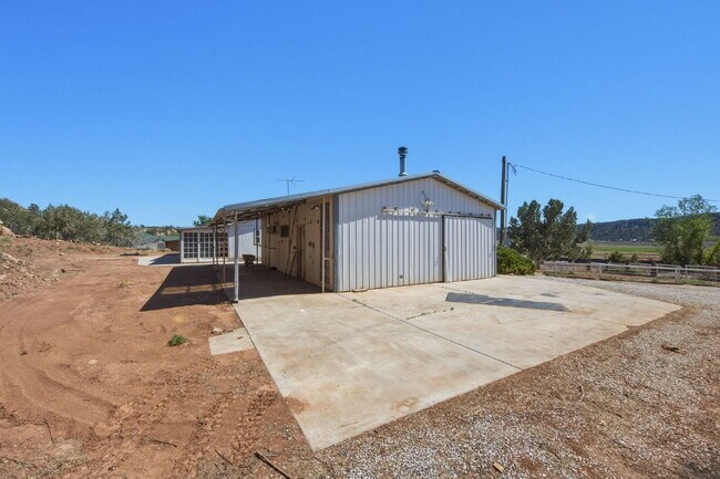 Building Photo - Rare 1.61 Acre Horse Property with Arena, Corrals, Shop & RV Parking