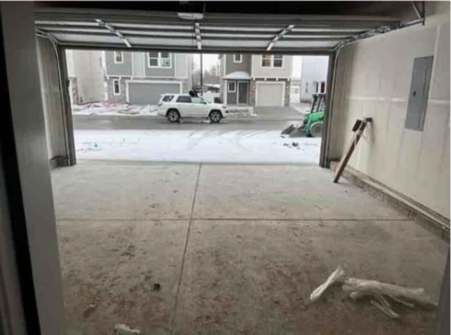 Building Photo - 5253 Painted Sky View