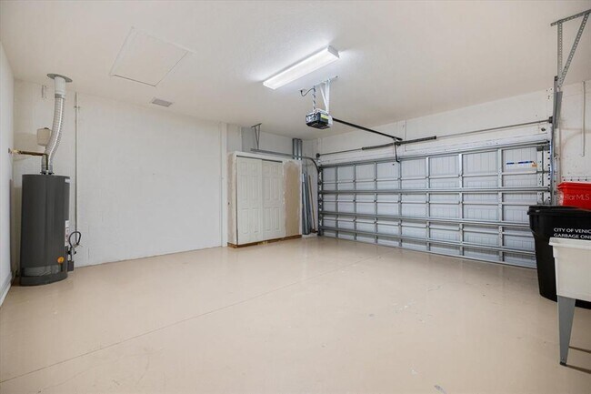 Building Photo - 229 Livorno Wy