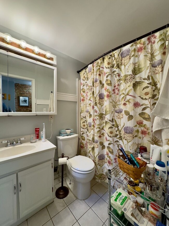 Building Photo - Charming 2 Bedroom/1 Bathroom Townhome with In-Unit Laundry in Ridgley's Delight, MD!